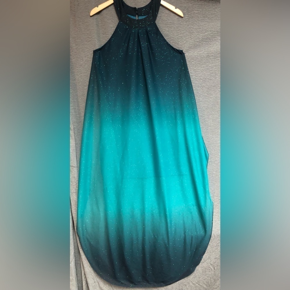 Venus medium halter top dress ombre green                 Make me an offer